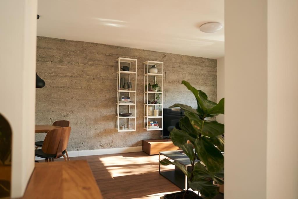 Ultracentral Two Rooms Apartment In Bukarest Exteriör bild